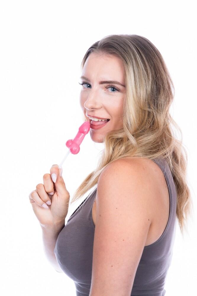 Succulent Willie Lecca Lecca Sexy thumbnail 4